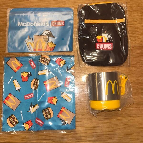 マクドナルド 福袋 CHUMS チャムス ジッパーポーチ クリーナークロス ミニショルダーバッグ ステンレス二層マグカップ 未使用