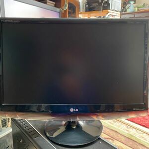  personal computer monitor ( secondhand goods )