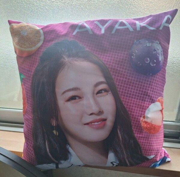 niziu ニジュー AYAKA あやか クッションカバー