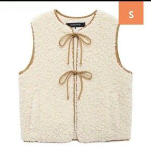 【新品未使用】Sサイズ リボン ベージュ ベスト ニットベスト 前開き 韓国 ZARA GU ユニクロ トップス 上着