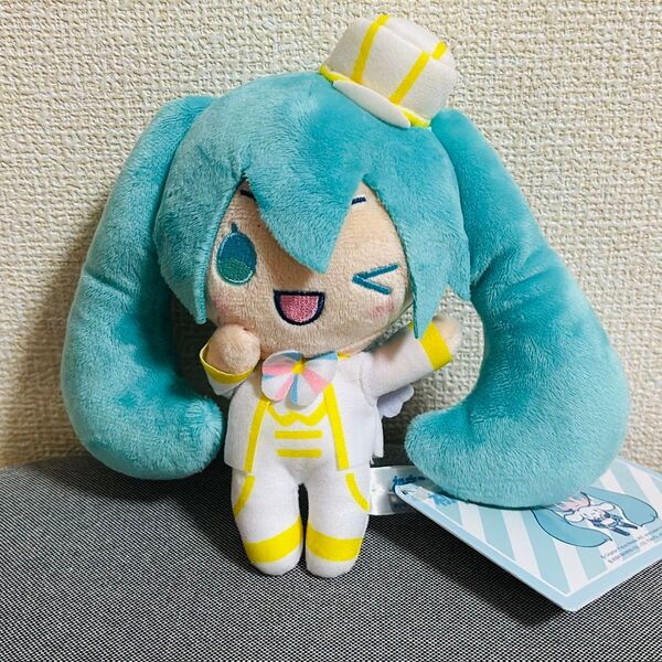 初音ミクとシナモンロールコラボぬいぐるみ