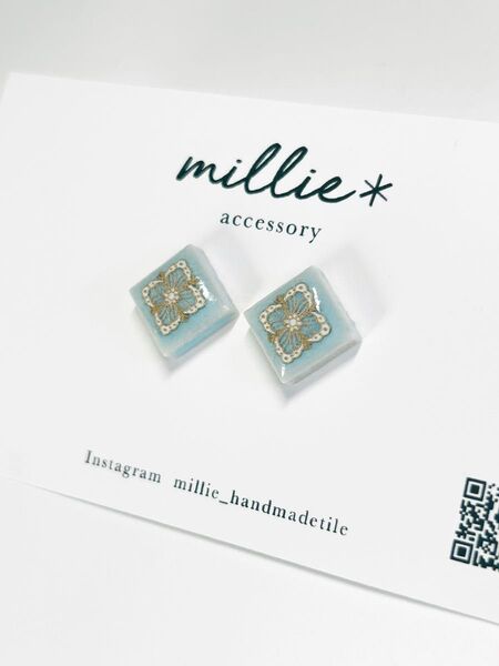 アンティーク 小さいピアス イヤリング タイル 美濃焼 レトロ ブルー エスニック ボヘミアン 柄 タイルピアス