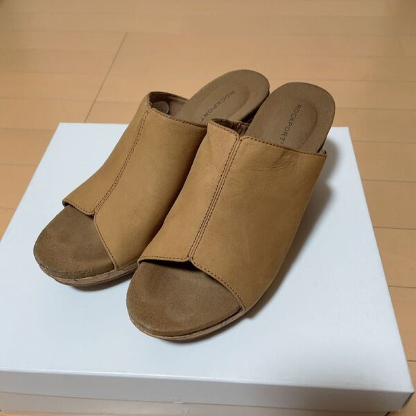ROCKPORT ベージュ オープントゥ サンダル 24cm