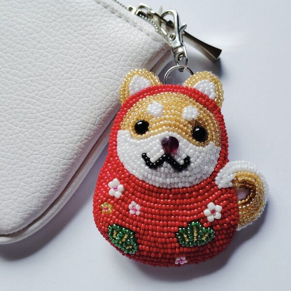 柴犬 ダルマちゃん お鼻はガーネット チャーム・キーホルダー・バッグチャーム 金具の選択可能