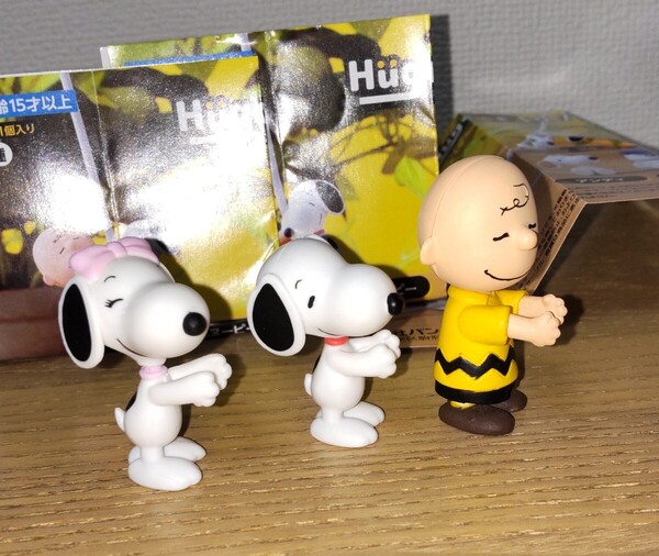 スヌーピー ハグコット ピーナッツ ガチャガチャ スマホ ケーブル アクセサリー チャーリー・ブラウン ベル ガチャ ガシャポン マスコット