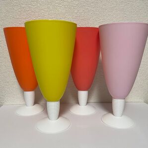 【新品未使用】Tupperware カップ(4色)送料無料