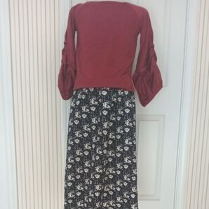 レッド フェード素材トップス