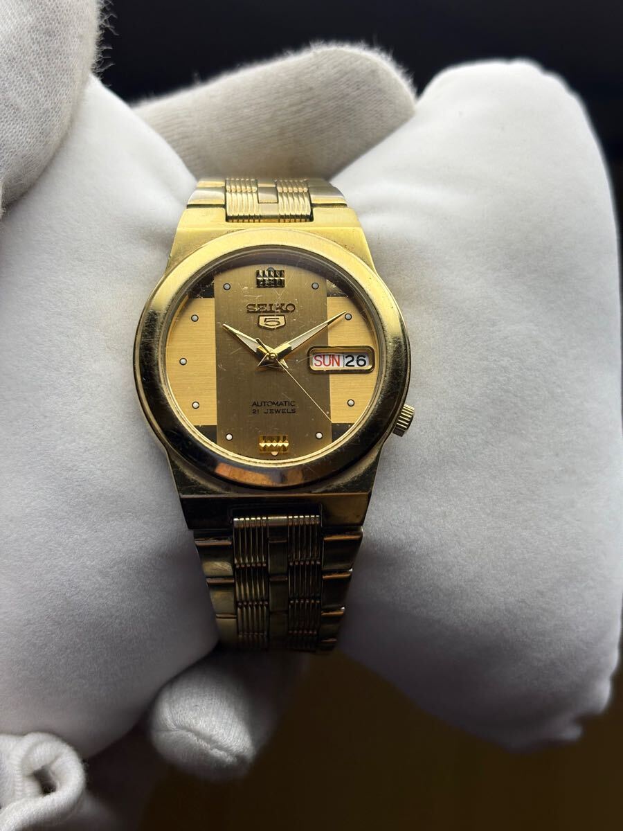 ヴィンテージ セイコー 5 自動巻き 腕時計 7009 ゴールド ダイヤル Yahoo!オークション -「seiko 7009」(メンズ腕時計) の落札相場