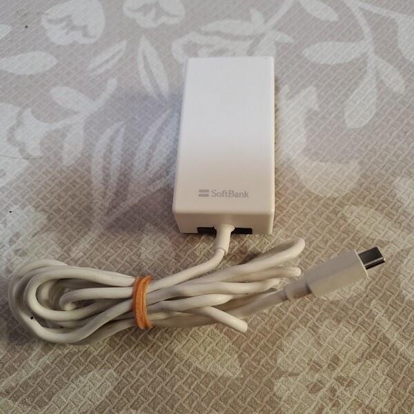 動作確認済 SoftBank Type-C 急速充電 SB-AC22-TCPD ACアダプタ 27W高出力d