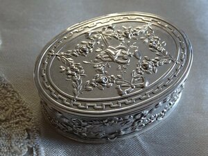 Grace antique Europe / France import (.. stamp ) 1900 year about original silver (800 solid silver ) Gree k key pattern. box 36g
