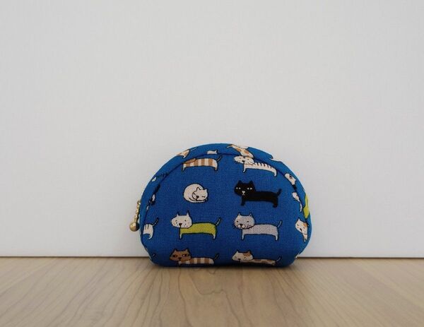 ネコちゃん勢ぞろい ミニポーチ ハンドメイド ブルー