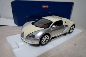 ブガッティ ヴェイロン L'EDITION CENTENAIRE 2009 1/18 ミニカー