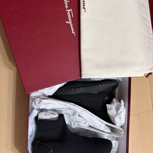 ② Salvatore Ferragamo フェラガモ ショート ブーツ