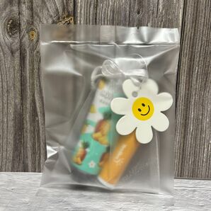 【プチギフト】パイナップル ミニハンドクリーム & リップクリーム セット