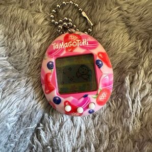 オリジナルたまごっち ベリーデリシャス