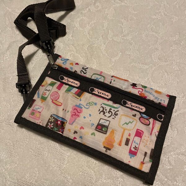 レスポートサックのマルチミニバッグ・サコッシュ レスポートサック ポーチ LeSportsac 長財布 レスポナイロン