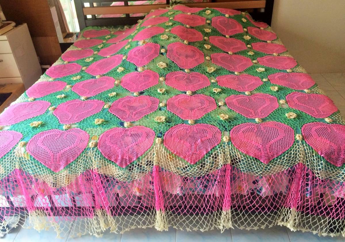 ピンク系 かわいい猫/手編みのベッドカバー/ソファーカバー/かぎ針編み 