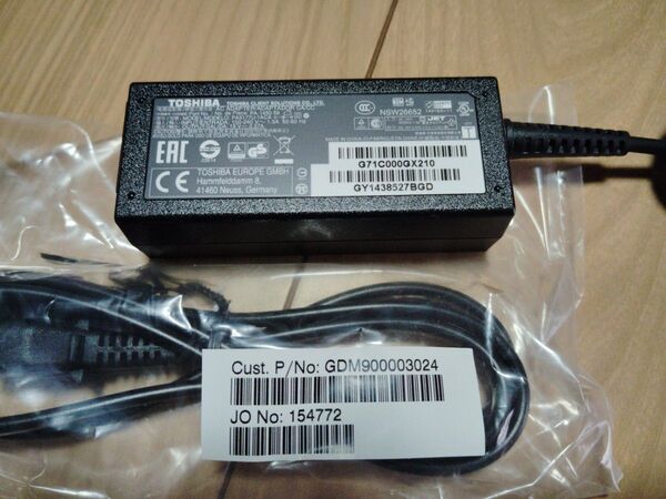 大幅値上げ★新品未使用 東芝ノートパソコン用ACアダプター★