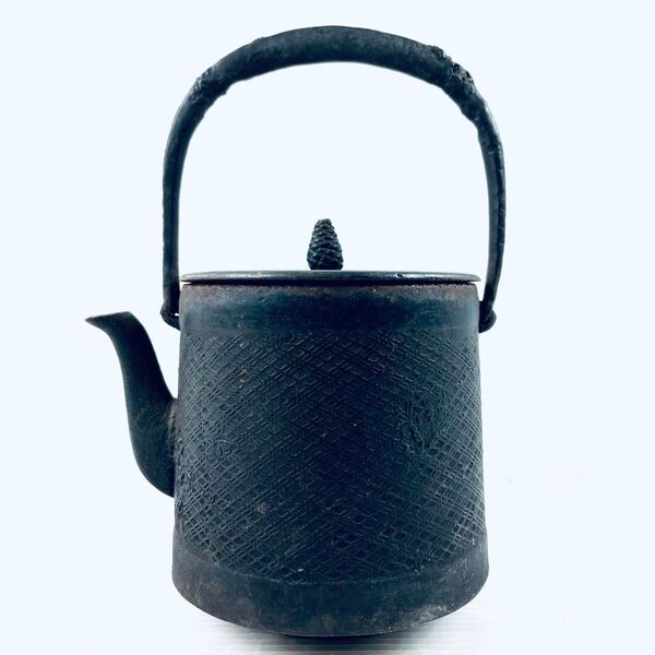 山形鋳物 正寿堂造 寸胴型 鉄瓶 サビ有り 茶道具 やかん 湯沸かし