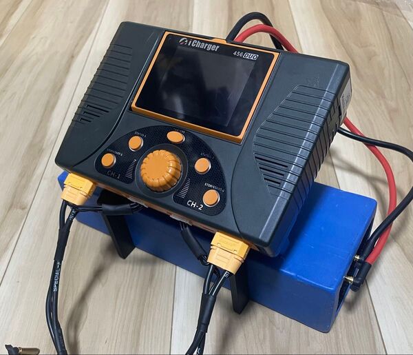 iCharger 406Duo 456Duo 308Duo 458Duo専用充電器スタンド サーバ電源取付仕様
