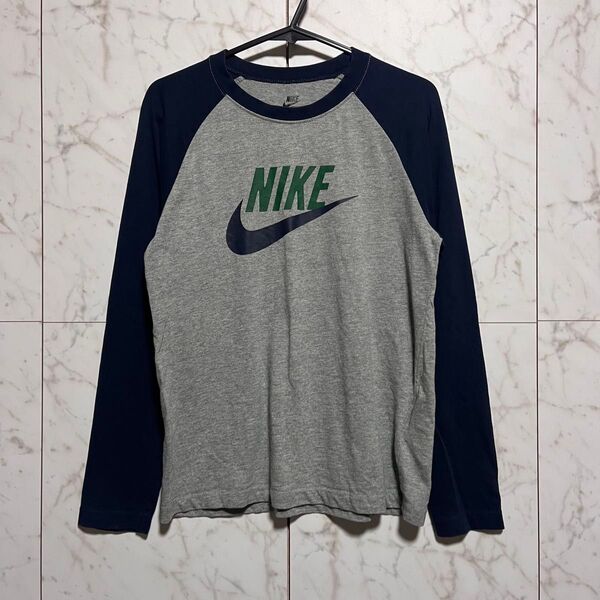 ナイキ NIKE ラグランスリーブ キッズサイズ M ロンT グレー 長袖Tシャツ