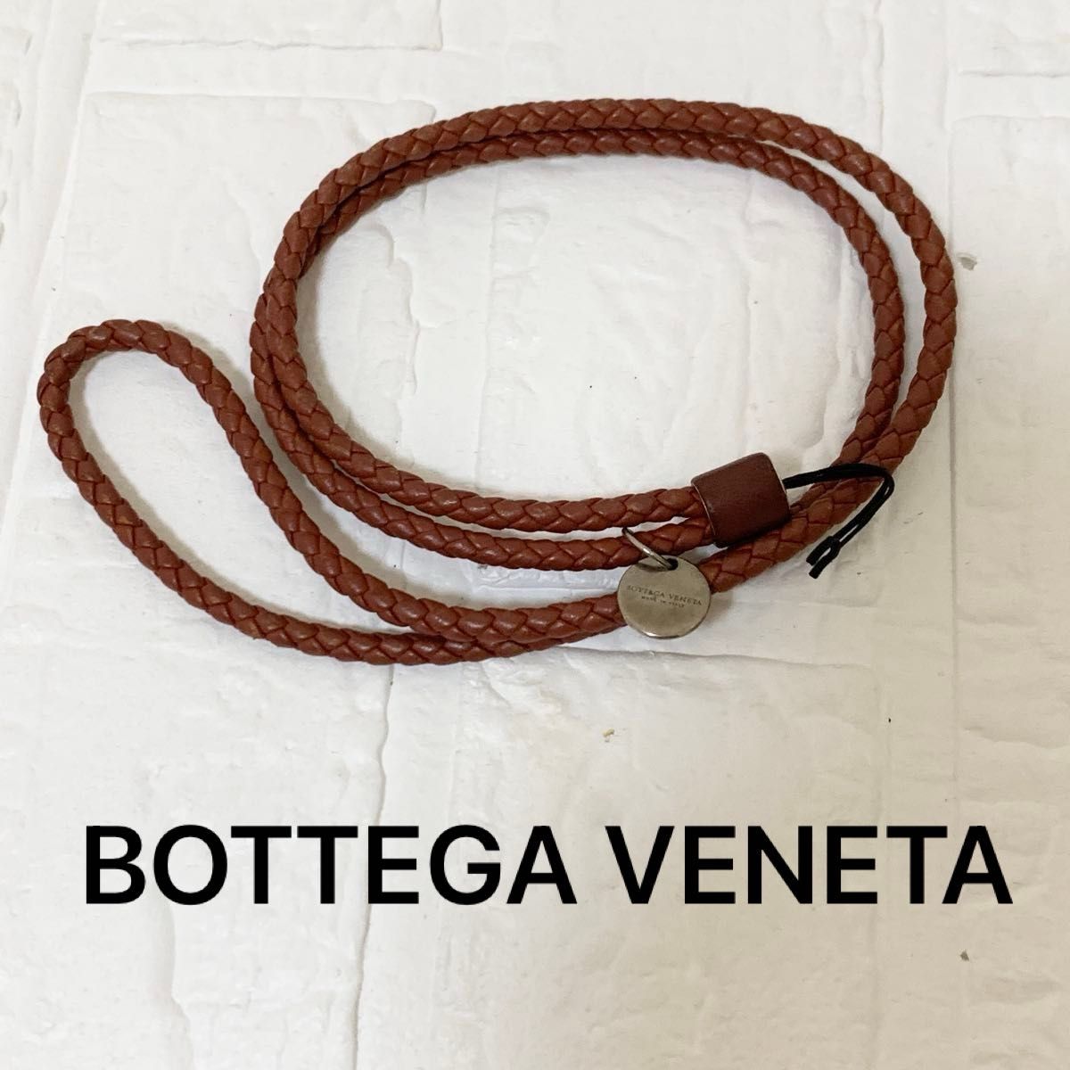 BOTTEGA ヴェネタ ネックストラップの新品・未使用品・中古品 BOTTEGA ヴェネタ ネックストラップの新品・未使用品・中古品