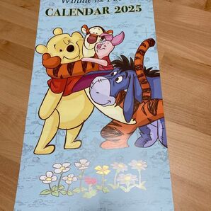 winnie the pooh 2025年カレンダー
