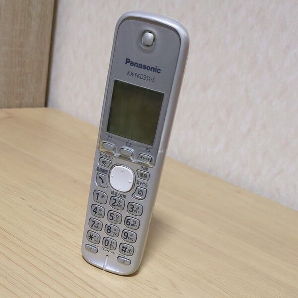 パナソニック増設用子機KX-FKD351-S Panasonic 親機との増設確認、内線通話確認済 バッテリー未付属 保存