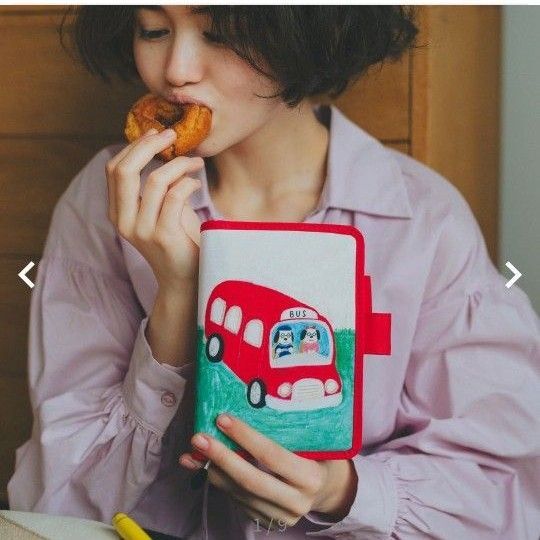 ほぼ日手帳 オリジナル・カバー 柴田ケイコ バス経営、井上さんご夫妻