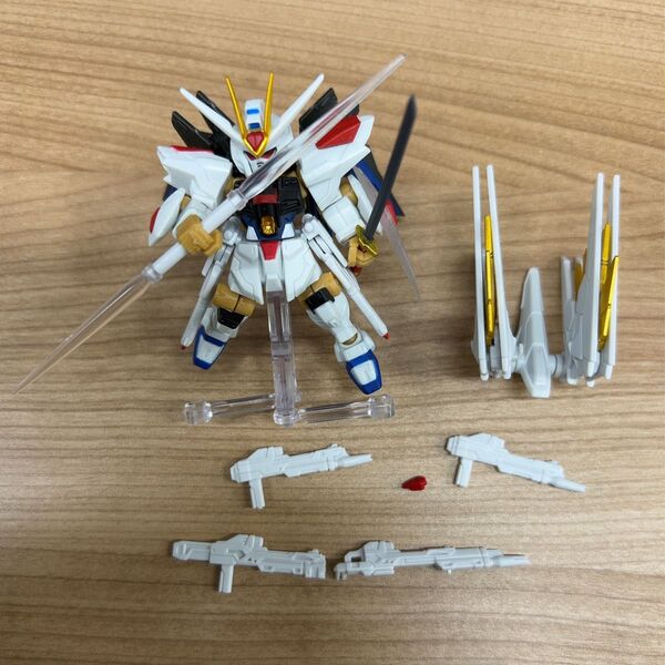 モビルスーツアンサンブル 28 ストライクフリーダム弐式 プラウドディフェンダー 専用武器セット※一部欠品有り