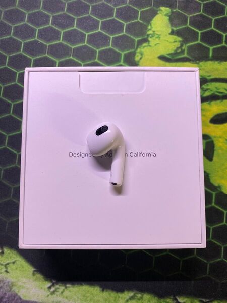 Apple AirPods 第3世代 右側 右耳 右 ワイヤレスイヤホン ホワイト アップル ワイヤレス イヤホン