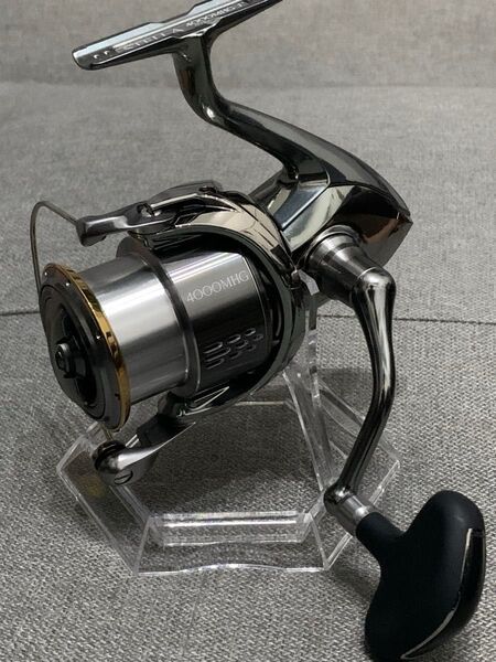 極美品 オーバーホール済 シマノ SHIMANO 18ステラ 4000MHG リール 専用袋あり