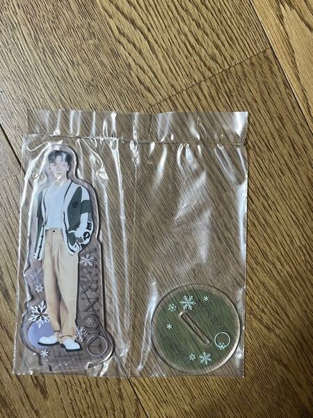 SEVENTEEN バーノン アクスタ