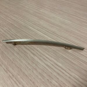 ★新品未使用★ヘアクリップ ゴールド ストレート シンプル 上品 パーティ