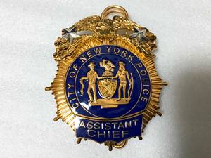 ◆ アメリカ 人気 映画 グッズ NYPD ニューヨーク市警察 警視長 できの良い4パーツ構造 ポリスバッジ 未使用品 ◆