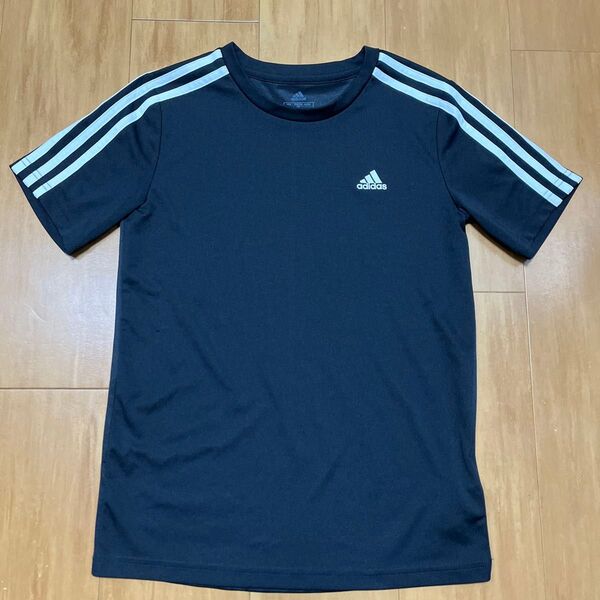 アディダス Tシャツ 150 黒 スポーツ キッズ