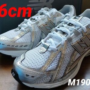 ①希少☆【新品未使用】ニューバランス M1906RI 26cm