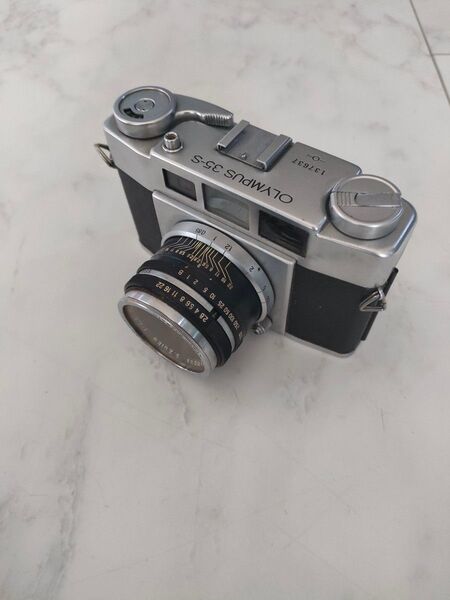Olympus 35-S レンジファインダーカメラ レトロ ケース付