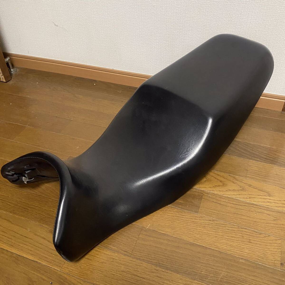 Yahoo!オークション -「zzr1100」(カワサキ用) (シート)の落札 Yahoo!オークション -「zzr1100」(カワサキ用) (シート)の落札