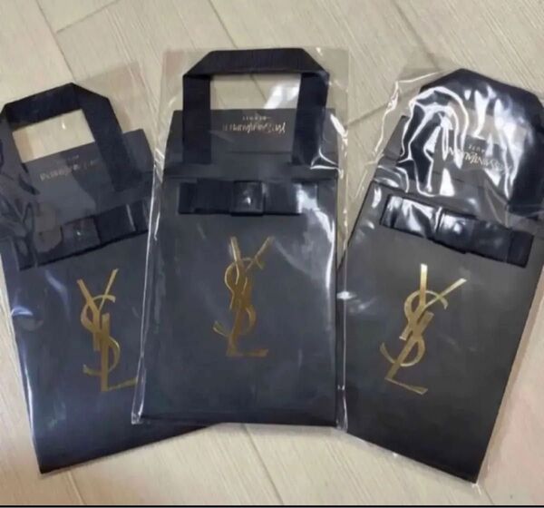 YSL イヴサンローランリップ ミニ ギフト バッグ