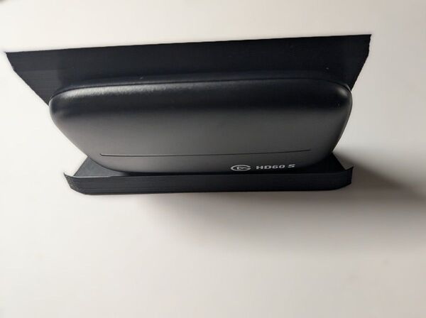 ELGATO HD60専用 立てかけホルダー テスト出力