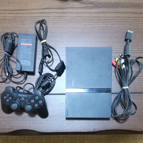 ☆SONY☆PlayStation2☆ソニー プレイステーション2☆PS2☆プレステ2☆本体+電源+コントローラー+AVケーブル☆