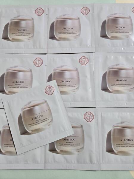 新品★資生堂 SHISEIDO ベネフィアンス リンクル スムージングクリーム エンリッチド<クリーム>★サンプル10個