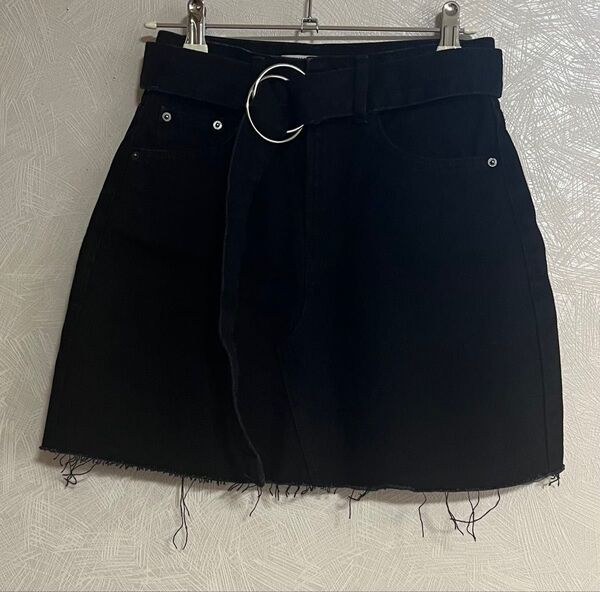 (値下げ不可)ベルシュカ ベルト付きブラックデニムミニスカート
