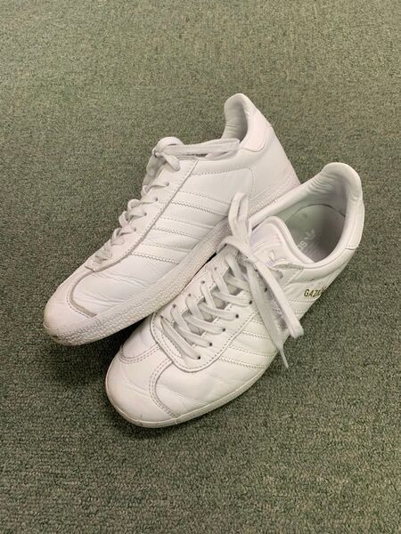 adidas ガゼル BB5498 24cm ホワイトアディダス 白 レザーGAZELLE スニーカー