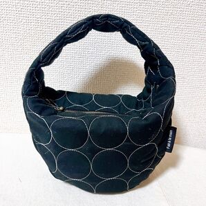ハンドメイド ハーフムーンミニバックポーチ キルティング ラウンド ブラック
