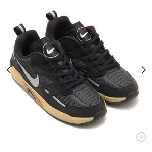 NIKE JAM