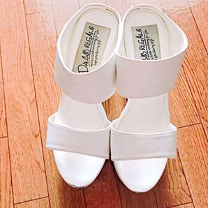 【美脚効果】厚底サンダル