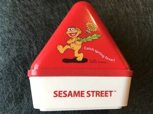  unused goods Sesame Street SesameStreet.. present . lunch box lunch box final price!