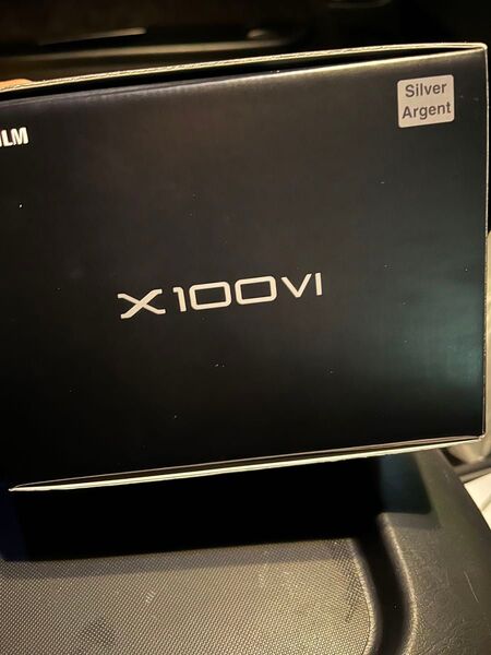 FUJIFILM X100VI シルバー